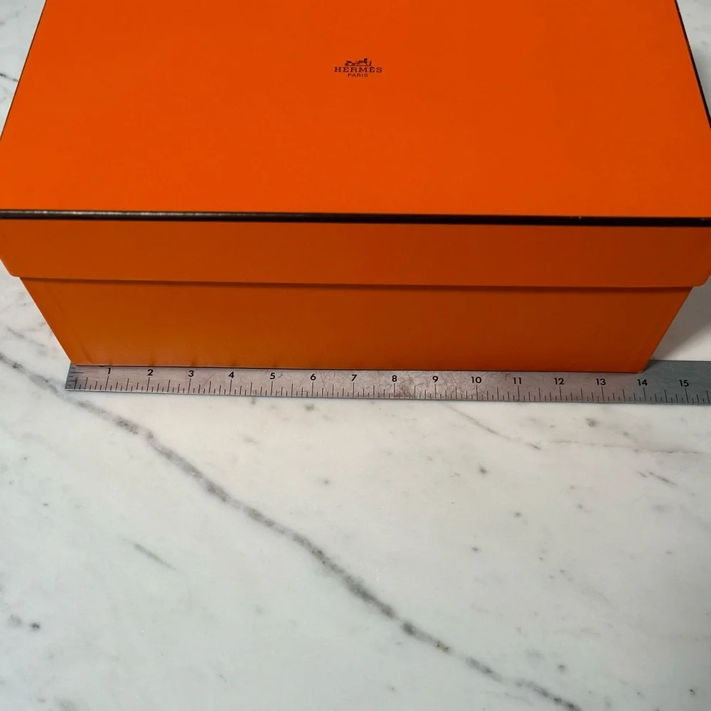 Hermes shoe box_A1_8.5” x 14”